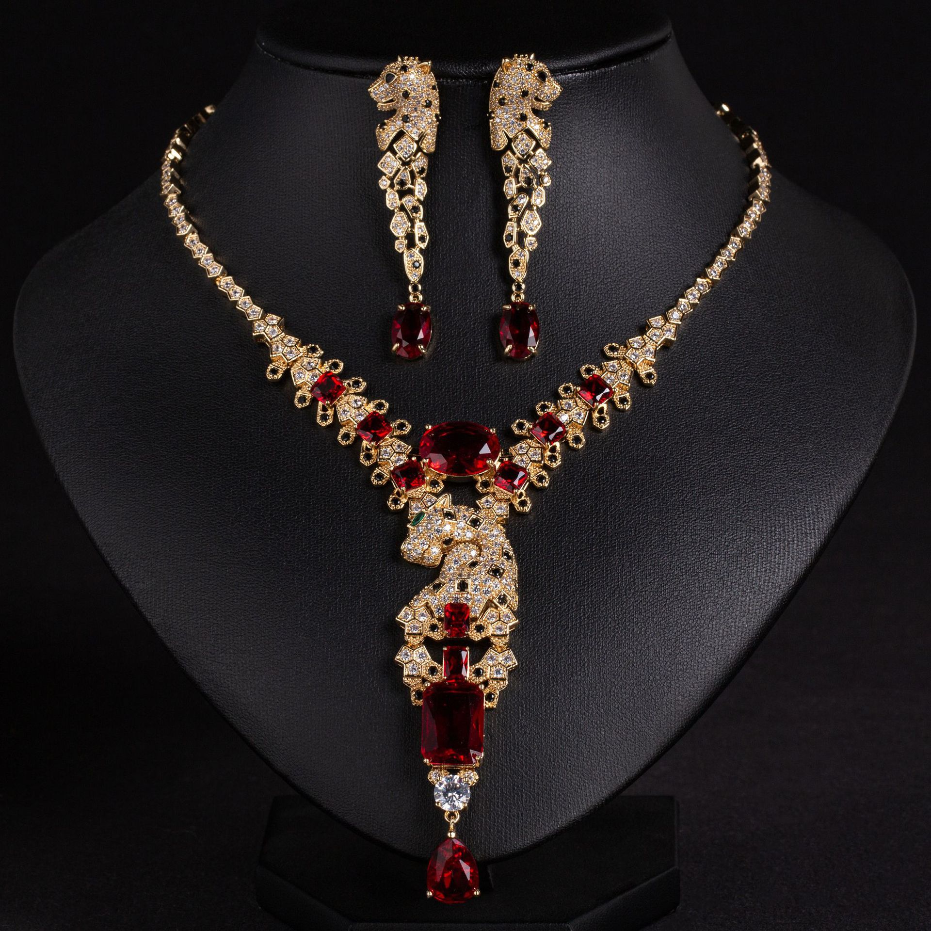 luxury vintage panther jewelry set | crystal zircon necklace earrings 1